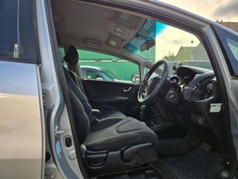 HONDA JAZZ Hybrid Fresh Import warrented mileage ULEZ