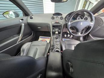 PEUGEOT RCZ 1.6 THP GT 2dr