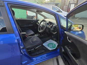 HONDA FIT Hybrid Fresh Import warrented Mileage ULEZ