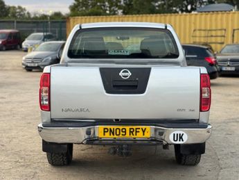 NISSAN NAVARA DCI