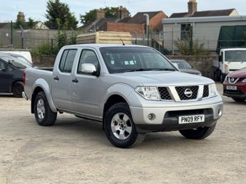 NISSAN NAVARA DCI
