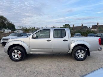 NISSAN NAVARA DCI