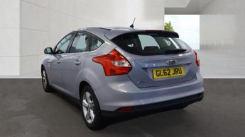 FORD FOCUS 1.6 Zetec 5dr