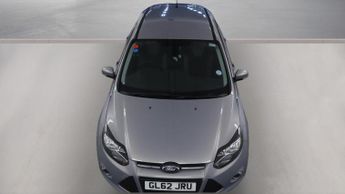 FORD FOCUS 1.6 Zetec 5dr
