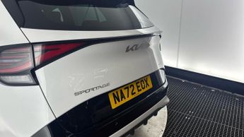 KIA SPORTAGE 1.6 T-GDi 13.8kWh GT-Line SUV 5dr Petrol Plug-in Hybrid Auto AWD