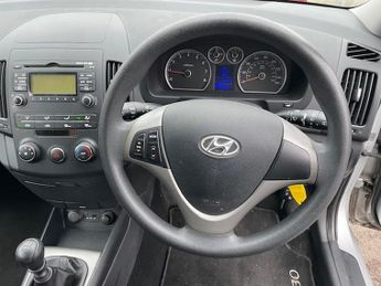 HYUNDAI I30 1.4 Comfort 5dr