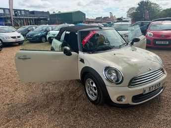 MINI CONVERTIBLE 1.6 One 2dr Auto