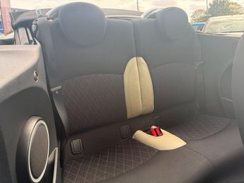 MINI CONVERTIBLE 1.6 One 2dr Auto