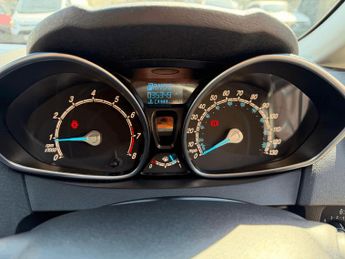 FORD FIESTA 16 Titanium 5dr Powershift