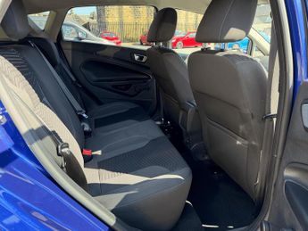 FORD FIESTA 16 Titanium 5dr Powershift