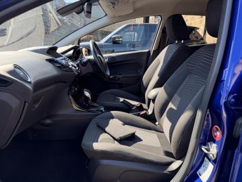 FORD FIESTA 16 Titanium 5dr Powershift