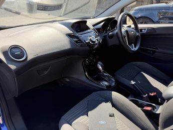 FORD FIESTA 16 Titanium 5dr Powershift
