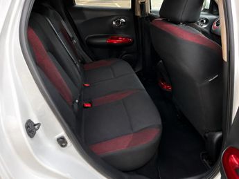NISSAN JUKE 1.6 Acenta 5dr CVT [Premium Pack]