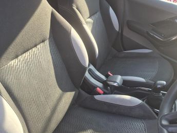 PEUGEOT 2008 1.2 PureTech Access A/C 5dr