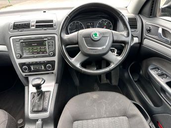SKODA OCTAVIA 1.4 TSI Elegance 5dr DSG