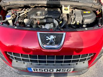 PEUGEOT 3008 1.6 e-HDi 112 Exclusive 5dr EGC