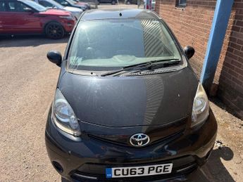 TOYOTA AYGO 1.0 VVT-i Move with Style 5dr