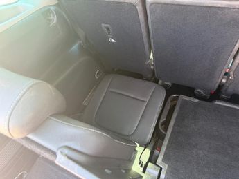 VAUXHALL ZAFIRA 1.4T SRi Nav 5dr