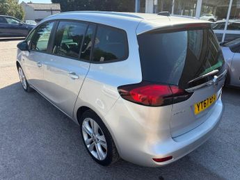 VAUXHALL ZAFIRA 1.4T SRi Nav 5dr