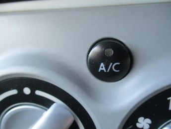 NISSAN PIXO 1.0 N-Tec 5dr
