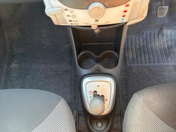 TOYOTA AYGO 1.0 VVT-i Move 5dr MMT