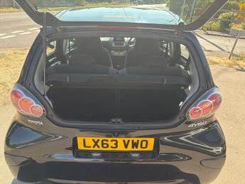 TOYOTA AYGO 1.0 VVT-i Move 5dr MMT