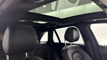 MERCEDES-BENZ GLC 2.0 GLC300 MHEV AMG Line (Premium Plus) SUV 5dr Petrol G-Tronic+
