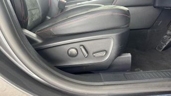 FORD KUGA 2.5h Duratec Black Package Edition SUV 5dr Petrol Hybrid CVT Eur