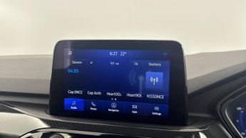 FORD KUGA 2.5h Duratec Black Package Edition SUV 5dr Petrol Hybrid CVT Eur