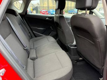 VAUXHALL ASTRA 1.6i 16V Design 5dr Auto