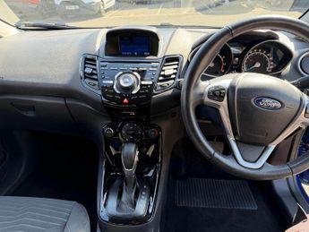 FORD FIESTA 1.6 Titanium 5dr Powershift