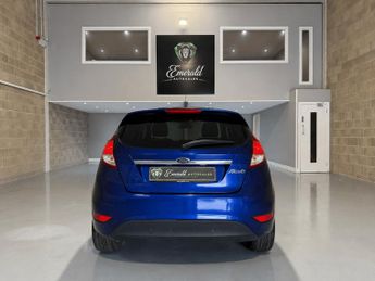 FORD FIESTA 1.6 Titanium 5dr Powershift