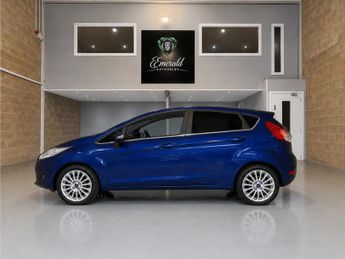 FORD FIESTA 1.6 Titanium 5dr Powershift