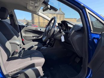 FORD FIESTA 1.6 Titanium 5dr Powershift