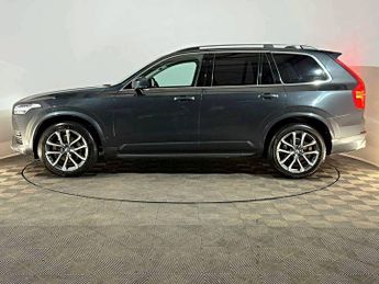 VOLVO XC90 2.0 D5 Momentum 5dr AWD Geartronic