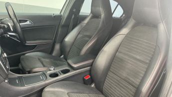 MERCEDES-BENZ A-CLASS A180 AMG Line Premium 5dr Auto ++ CAMERA / ULEZ / H/SEATS / BLUE