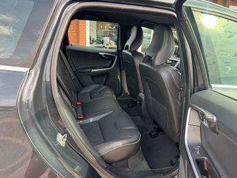 VOLVO XC60 D4 [190] R DESIGN Lux Nav 5dr AWD Geartronic ++ NAV / LEATHER / 