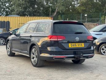 VOLKSWAGEN PASSAT 2.0 TDI 190 4MOTION 5dr DSG