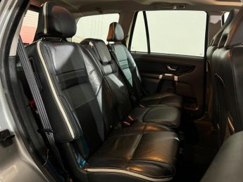 VOLVO XC90 2.4 D5 R DESIGN SE 5dr Geartronic