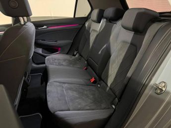 VOLKSWAGEN GOLF 1.5 eTSI 150 Style 5dr DSG