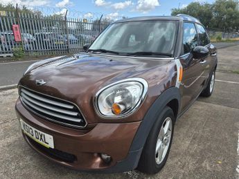 MINI COUNTRYMAN 1.6 Cooper 5dr Auto