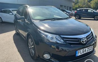 Toyota Avensis 2.0 D-4D Icon 5dr ++ NAV / 35 TAX / 61 MPG / DAB / BLUETOOTH ++