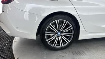 BMW 3 SERIES 2.0 330e 12kWh M Sport Touring 5dr Petrol Plug-in Hybrid Auto Eu