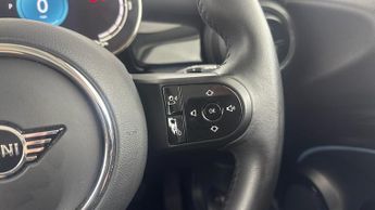 MINI ELECTRIC HATCH Cooper SE 32.6kWh Level 1 Hatchback 3dr Electric Auto (184 ps)