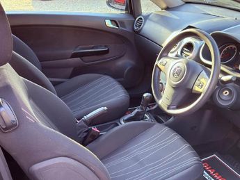VAUXHALL CORSA 1.4i 16V Club 3dr Auto