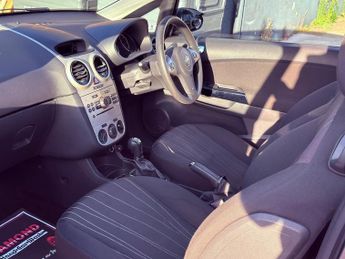 VAUXHALL CORSA 1.4i 16V Club 3dr Auto