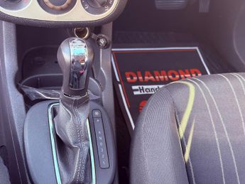 VAUXHALL CORSA 1.4i 16V Club 3dr Auto