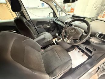 CITROEN C3 PICASSO 1.6 HDi 16V Exclusive 5dr