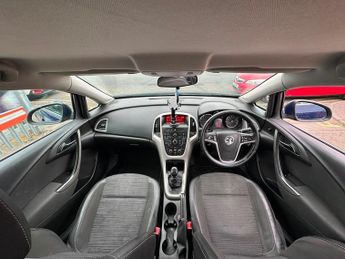 VAUXHALL ASTRA 1.4i 16V Excite 5dr