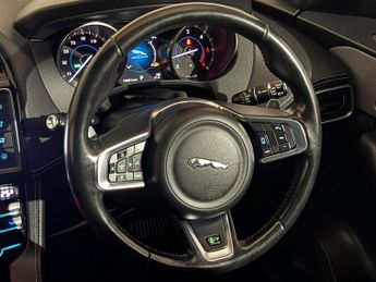JAGUAR F-PACE 2.0d R-Sport 5dr Auto AWD